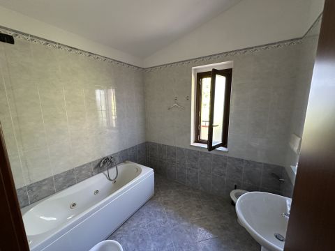 Via Antonio Spagnuolo, 34 - Montesilvano
