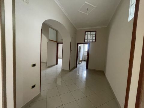 Via Nazionale, 88 - Angri