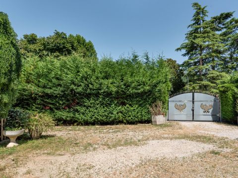 Via Euganea Villa, 18