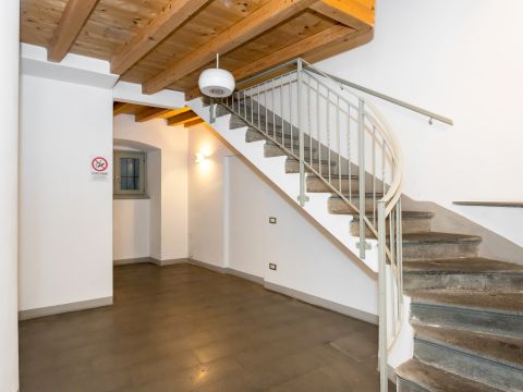 Via S. Bernardino, 34