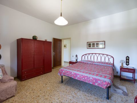 Via Sarzanese, 247 - Lucca