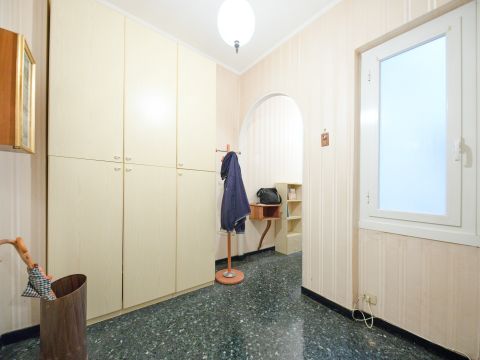 Via Annibale Passaggi, 9 - Genova