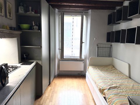 Corso di Porta Ticinese, 76 - Milano