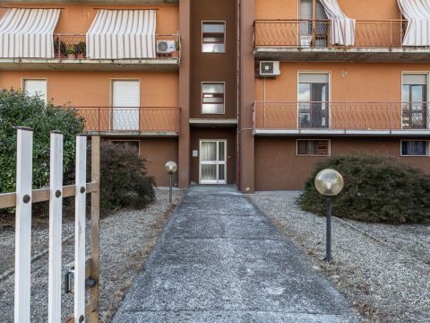 Via Alessandrini, 6 - Mede