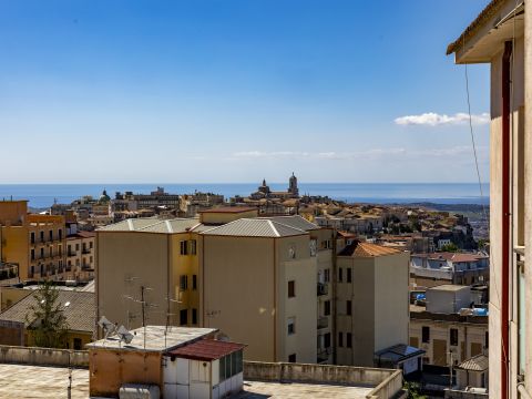Via Silvio Paternostro, 10 - Catanzaro