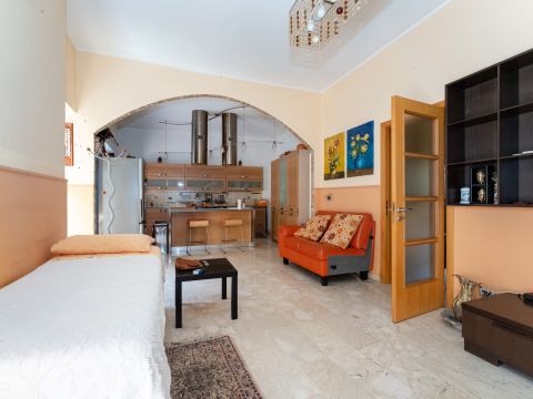Via Santa Barbara, 57 - Catania