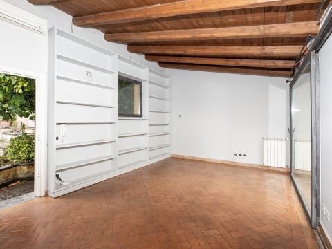 Via di San Francesco di Sales, 65 - Roma