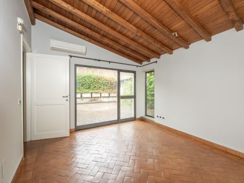 Via di San Francesco di Sales, 65 - Roma