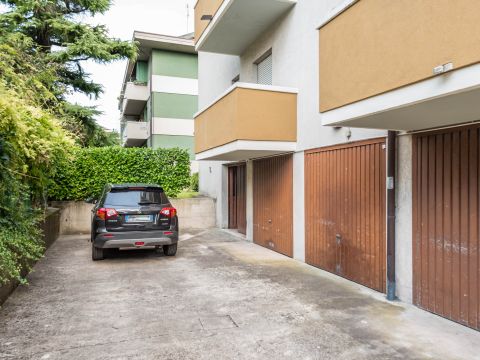 Via Augusto Anfossi, 3 - Padova