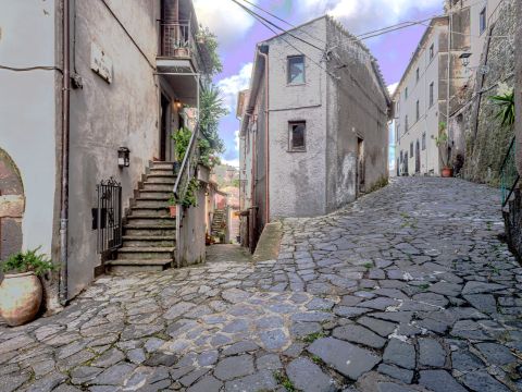 Via delle Scuole, 4 - Viterbo