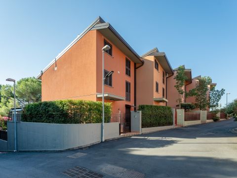 Via Sciarone, 15 - Aci Castello