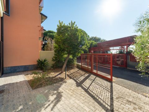 Via Sciarone, 15 - Aci Castello