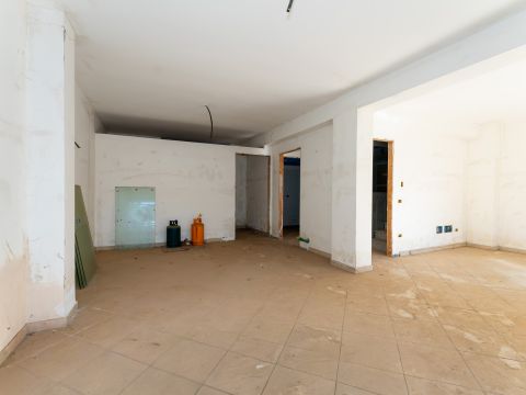Via Sciarone, 15 - Aci Castello