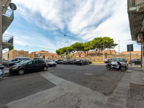 Via Valverde, 24 - Catania