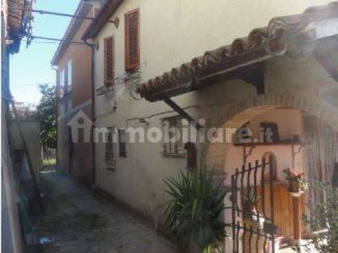 Via Case Basse, 6 - Foligno