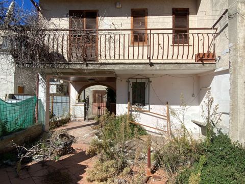 Via Case Basse, 6 - Foligno