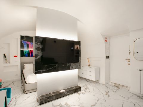 Via Baccina, 23 - Roma