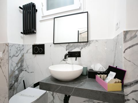 Via Baccina, 23 - Roma