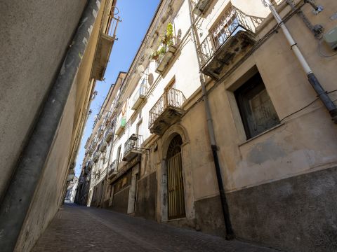 Salita I del Rosario, 34 - Catanzaro