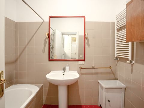 Via Bezzecca, 1B - Roma