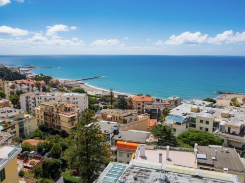 Via Padre Semeria, 228 - Sanremo