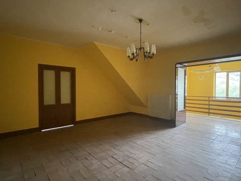 Via Villa Tassoni, 10 - Bellante