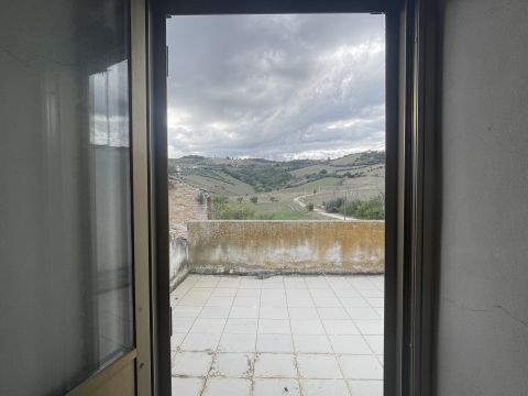 Via Villa Tassoni, 10 - Bellante