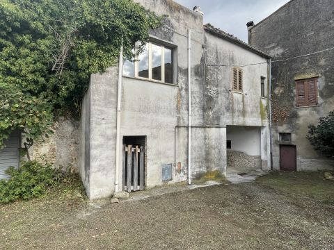 Via Villa Tassoni, 10 - Bellante