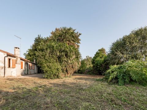 Via Sant'Agostino, 16 - Correzzola