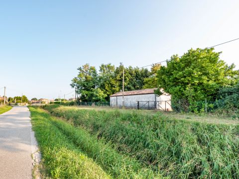 Via Sant'Agostino, 16 - Correzzola