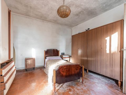 Via Sant'Agostino, 16 - Correzzola