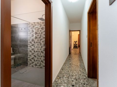Via Livorno, 10 - Catania