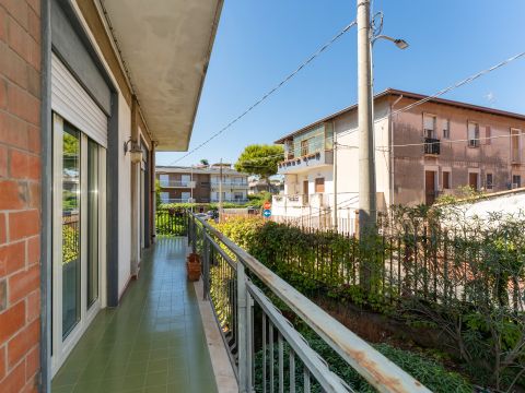 Via Mollica, 47 - Aci Castello