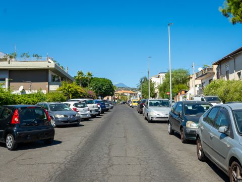 Via Mollica, 47 - Aci Castello