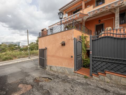 Via Aristide Faccioli, 173 - Roma