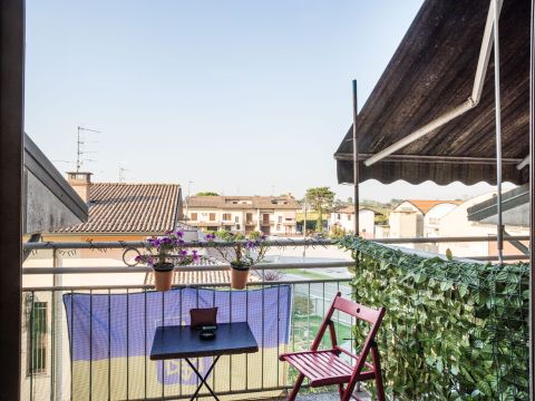 Viale Bialetti, 1A - Mede