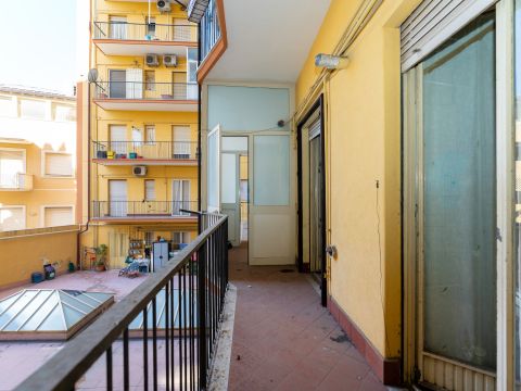 Via Federico Ciccaglione, 15 - Catania