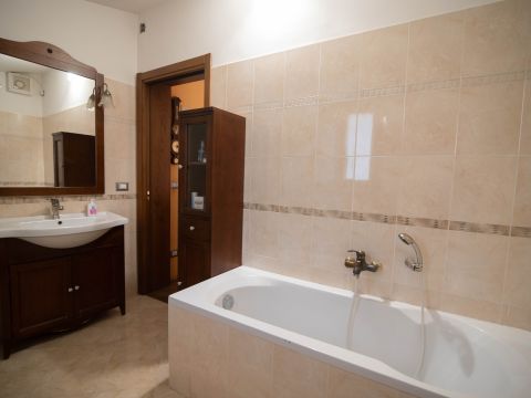 Viale I Maggio, 75 - Fano