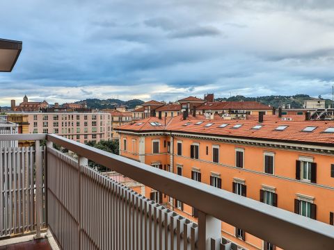 Via Cairoli, 3 - Bologna
