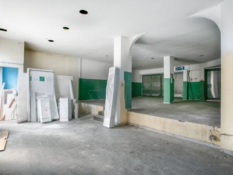 Via Eugenio Torelli Viollier, 63 - Roma