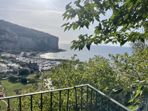 Corso Filangieri, 129 - Vico Equense