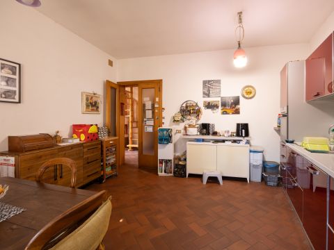 Via Palestro, 19 - Collesalvetti