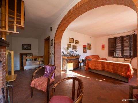 Via Palestro, 19 - Collesalvetti