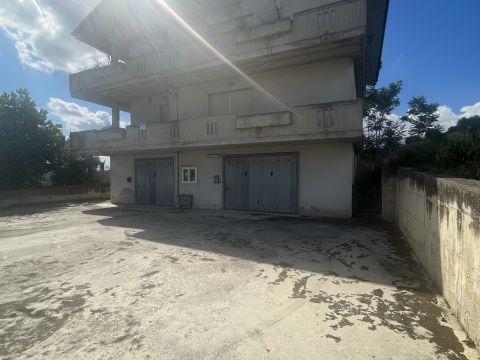 Via Archimede, 61 - Sant'egidio Alla Vibrata