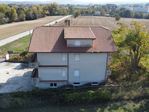 Via Archimede, 61 - Sant'egidio Alla Vibrata