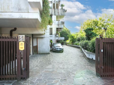 Via della Camilluccia, 741 - Roma