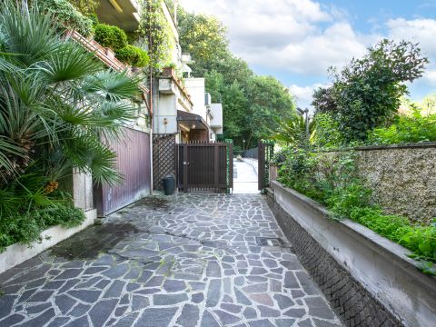 Via della Camilluccia, 741 - Roma