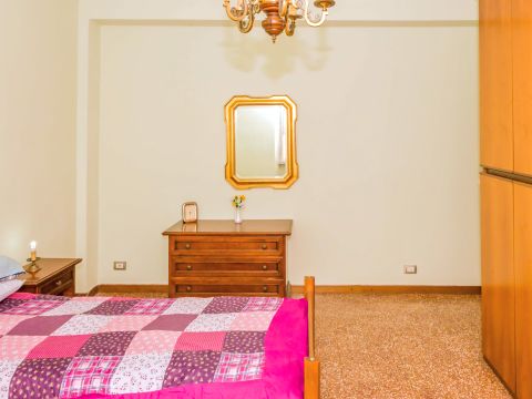 Via Libertà, 21 - Cusago