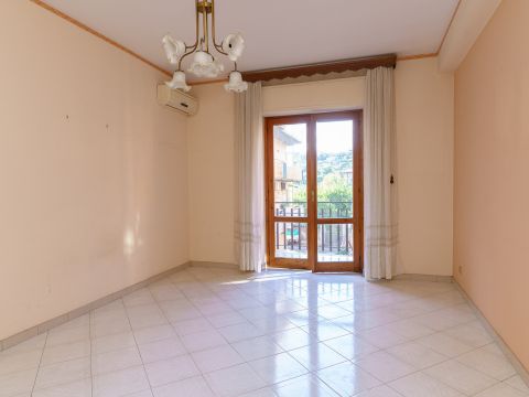 Via Vittorio Emanuele, 250 - Aci Catena