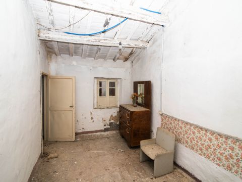 Via Montebello, 24 - Terre Roveresche